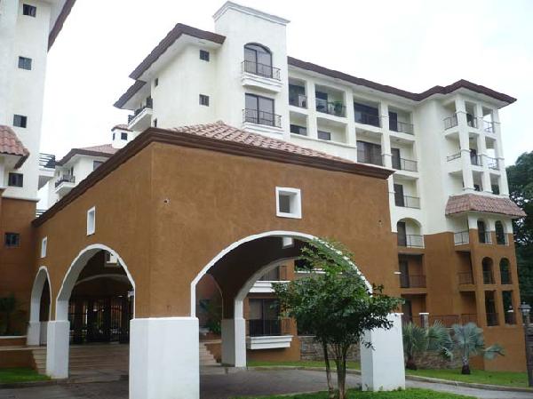 Luxury Apartment - Embassy Club 1F