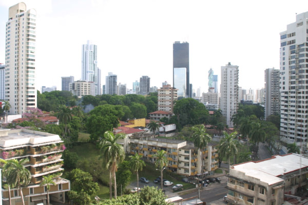Panama Casa Furnished Apartment - 44th & Park 10C