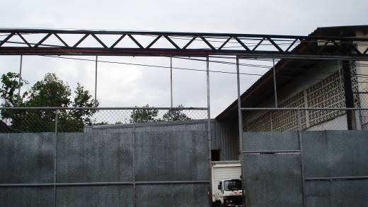 Warehouse located in Parque Lefevre