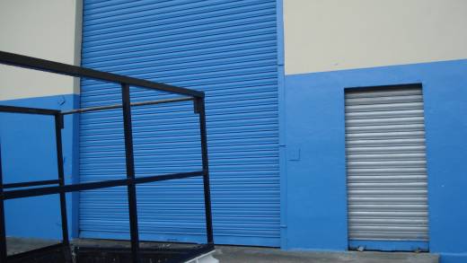 Warehouse located in Tumba Muerto