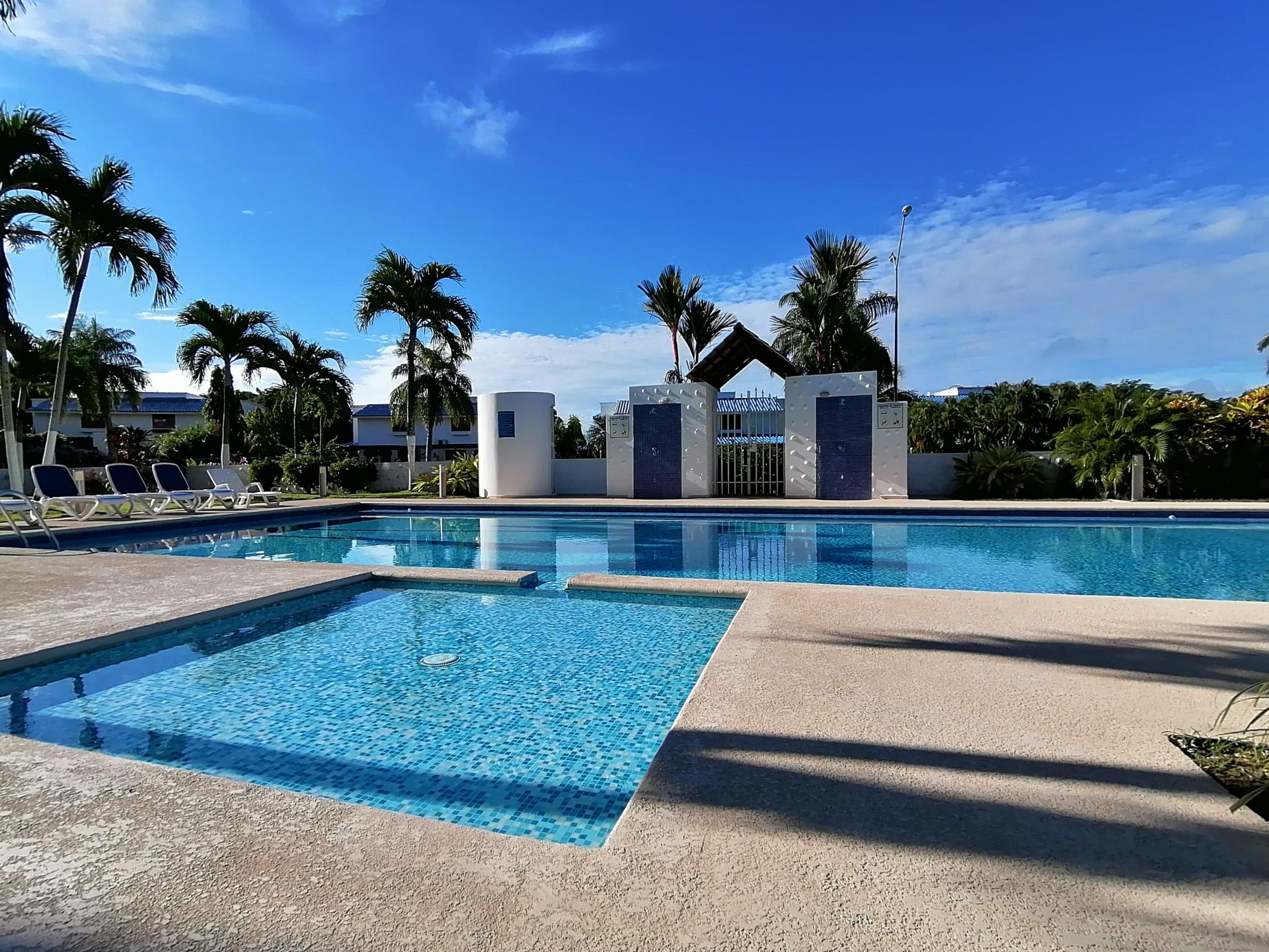 PLAYA BLANCA WATERFRONT APARTMENT 3 BEDROOMS  3 BATHS 132M2 FOR SALE