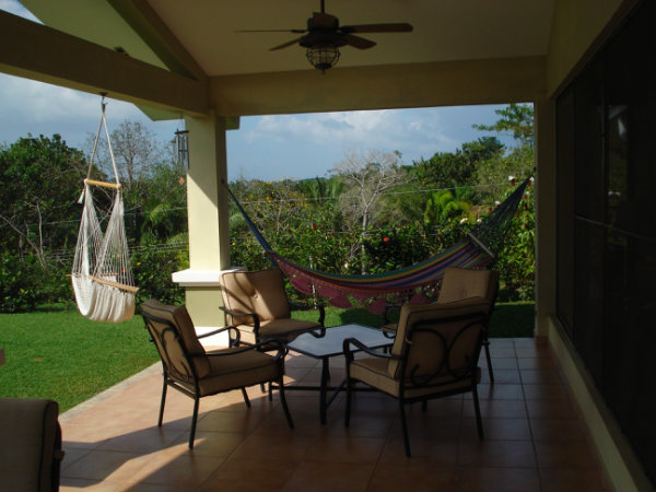La Chorrera- Home for sale inside a Gated Community.