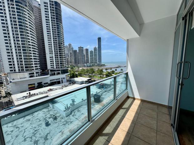 PANAMA CITY AVENIDA BALBOA BAYFRONT 1 BDRM BALCONY CITY VIEW