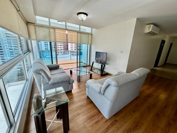 PANAMA CITY AVENIDA BALBOA BAYFRONT 1 BDRM BALCONY CITY VIEW