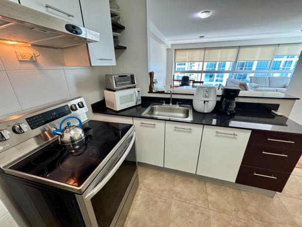 PANAMA CITY AVENIDA BALBOA BAYFRONT 1 BDRM BALCONY CITY VIEW