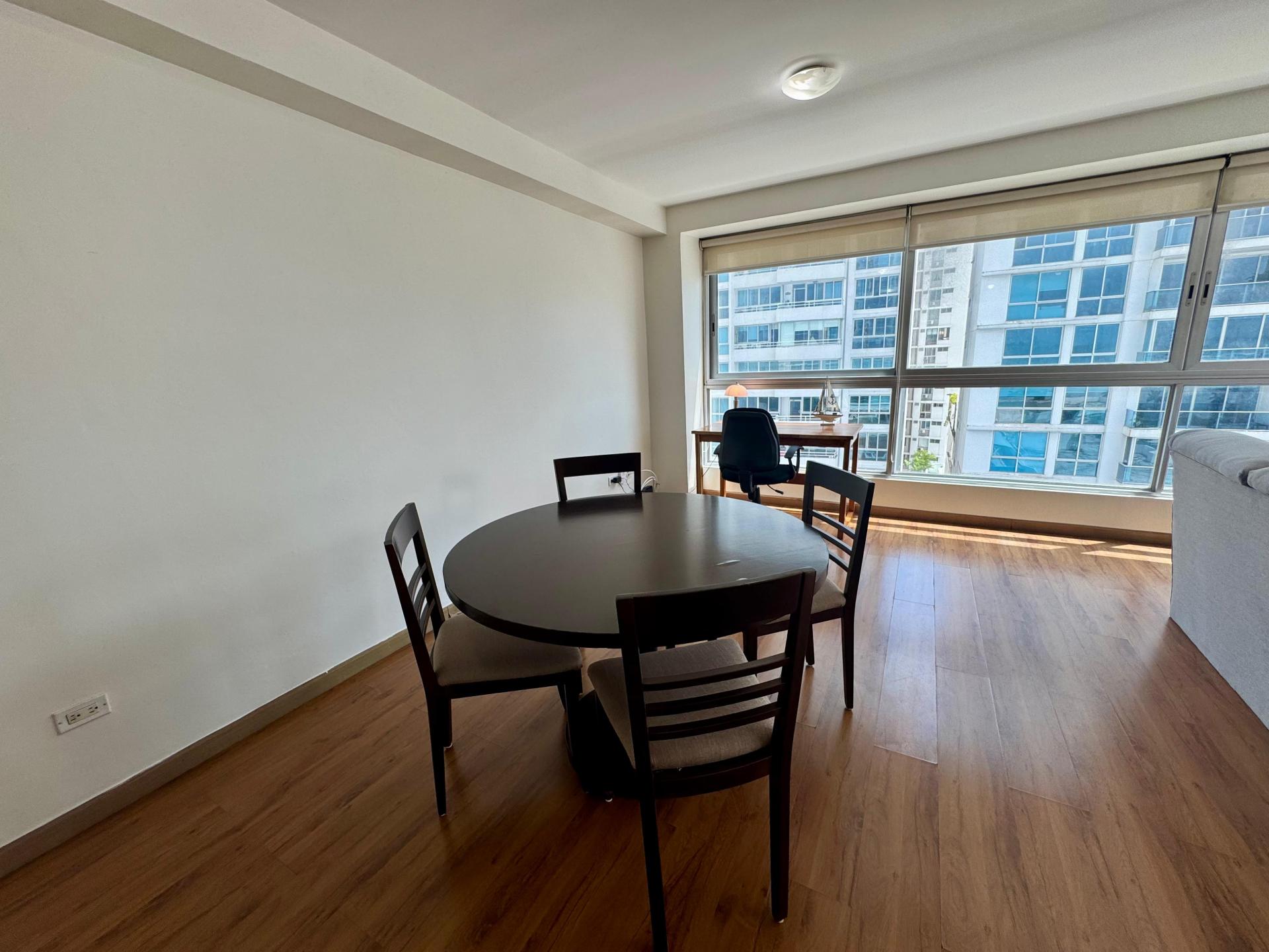 PANAMA CITY AVENIDA BALBOA BAYFRONT 1 BDRM BALCONY CITY VIEW