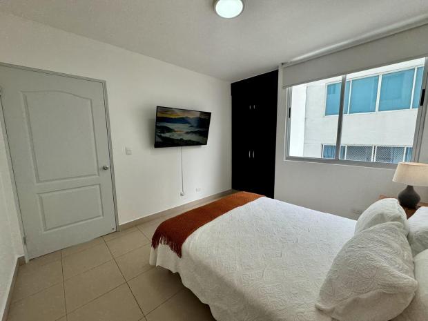 PANAMA CITY SAN FRANCISCO METROPOLITAN 1 2 BDRM CLOSE PARQUE OMAR