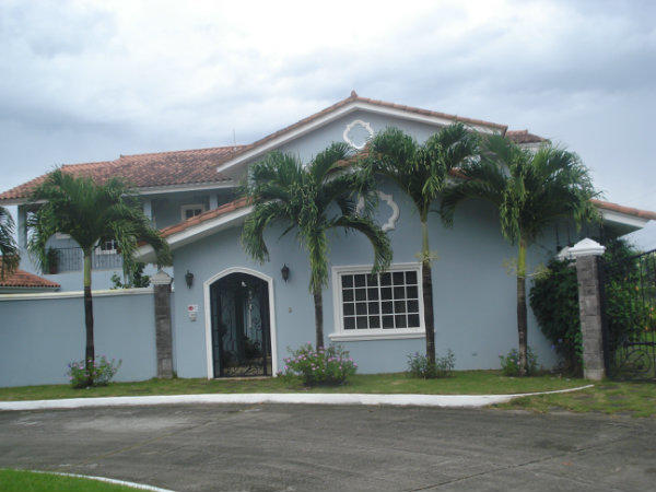 PANAMA, HOUSE IN THE CLUB DE GOLF DE PANAMA