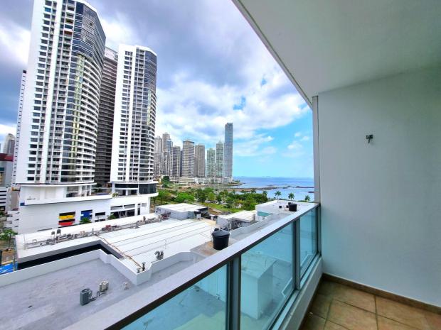 BAYFRONT 1 BDRM SWIMMING POOL PANAMA CITY AVENIDA BALBOA