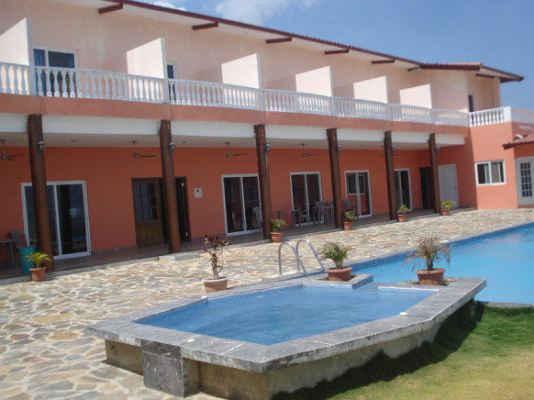 PANAMA CHAME EL CALVARIO SE VENDE HOTEL CON VISTA AL MAR