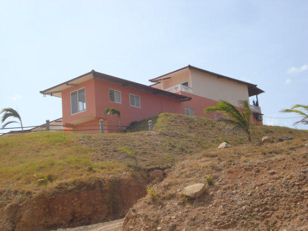 PANAMA CHAME EL CALVARIO SE VENDE HOTEL CON VISTA AL MAR