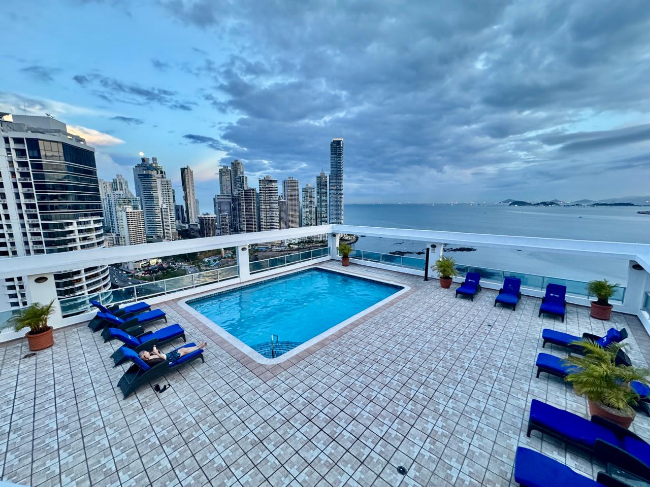 AVENIDA BALBOA GRANDBAY 1 HAB VISTA AL MAR CIUDAD DE PANAMA