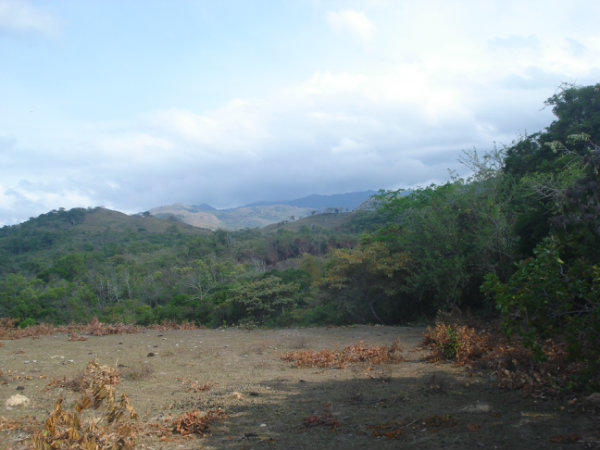 PANAMA OESTE, CHAME, OCEAN AND MOUNTAIN VIEW VILLA EN EL CALVARIO.