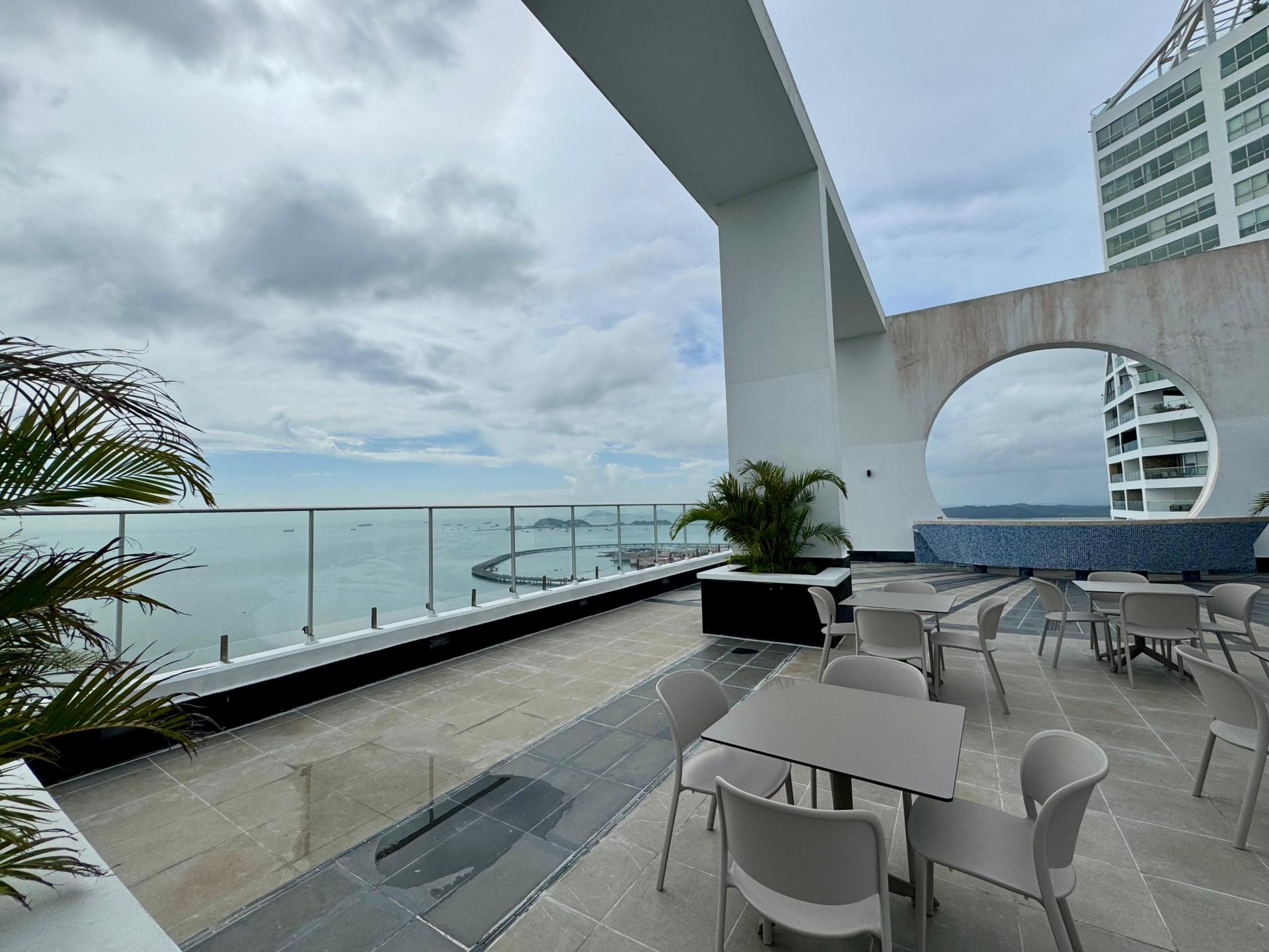 PANAMA, AVE. BALBOA DESTINY BAY VIEW