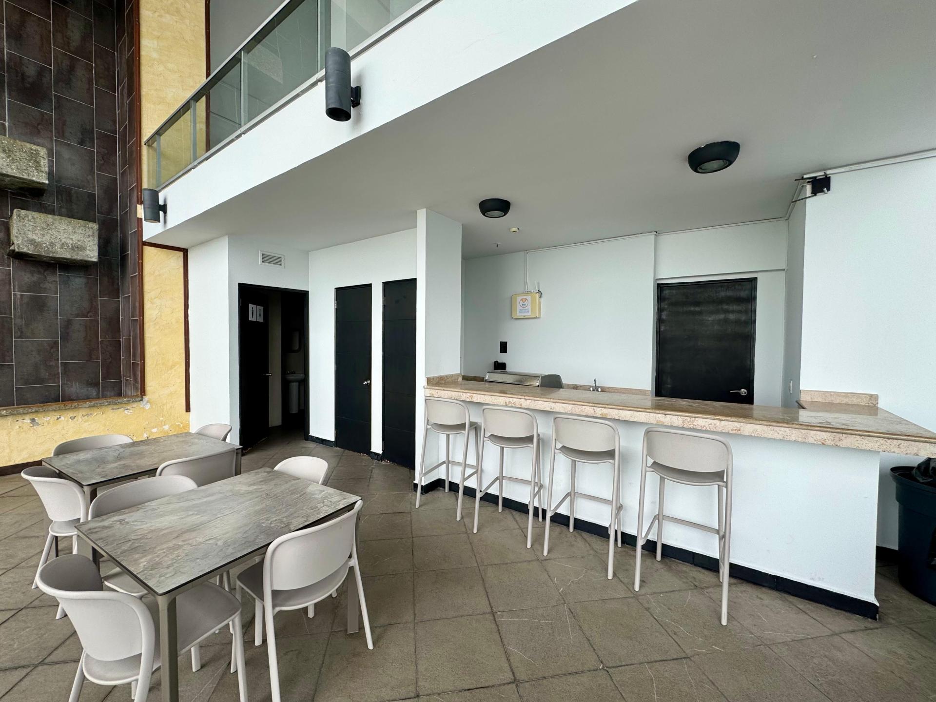 PANAMA, AVE. BALBOA DESTINY BAY VIEW