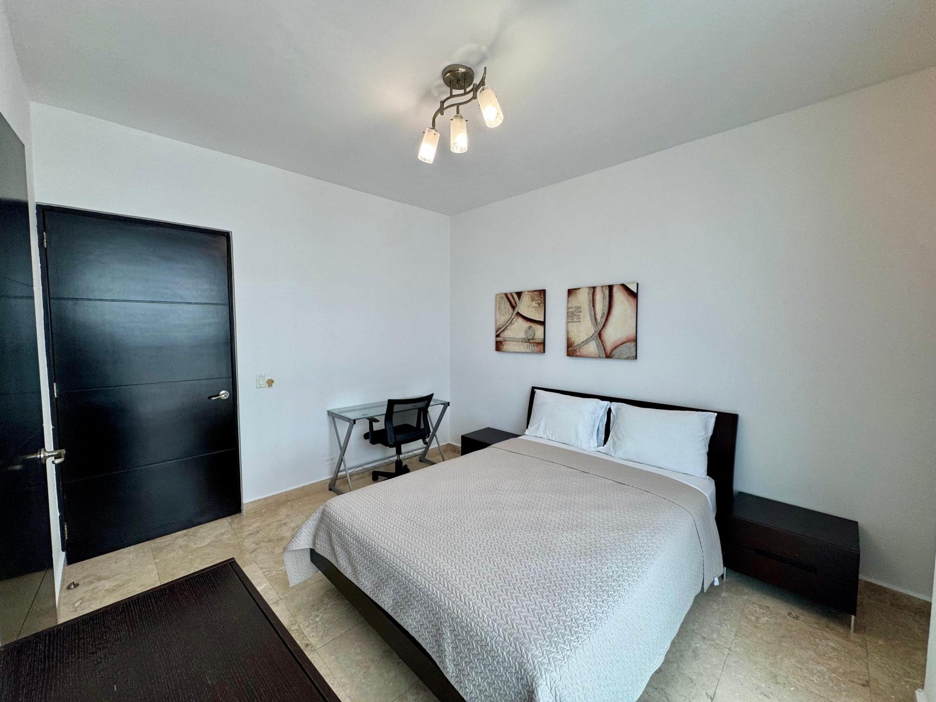 PANAMA, AVE. BALBOA DESTINY BAY VIEW