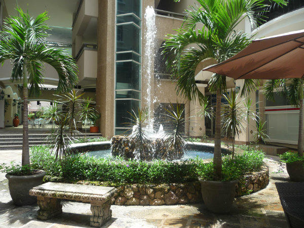 Buying commerical properties with courtyard views in Panama City, Panama