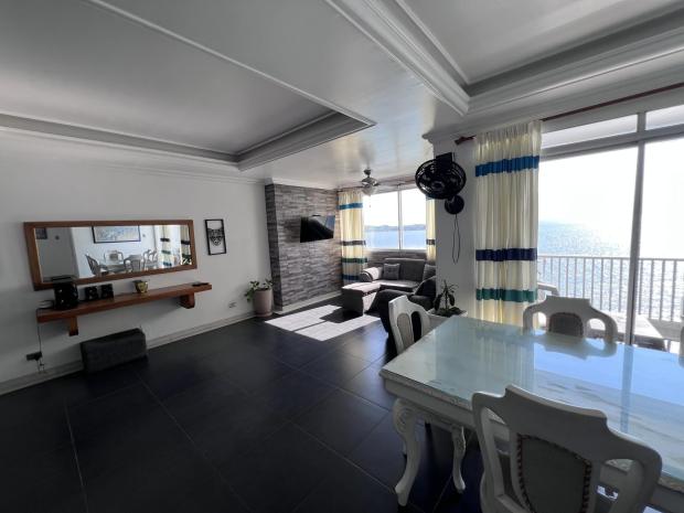 Large CRISTOFORO COLOMBO 3 bedroom Condo EL LAGUITO Cartagena
