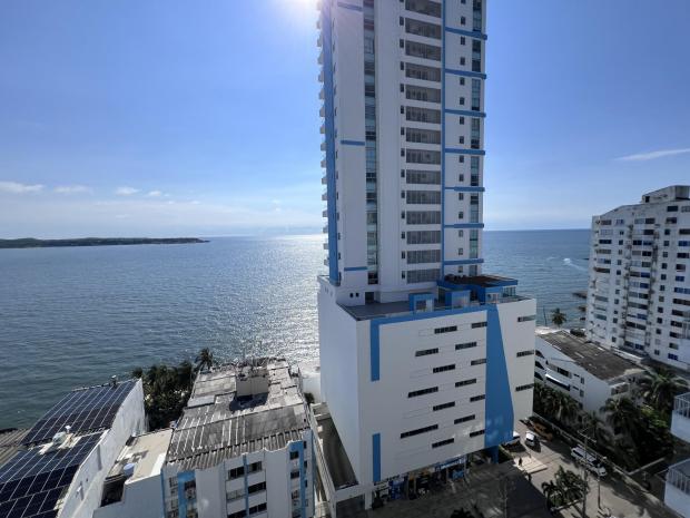 Large CRISTOFORO COLOMBO 3 bedroom Condo EL LAGUITO Cartagena