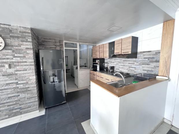 Large CRISTOFORO COLOMBO 3 bedroom Condo EL LAGUITO Cartagena