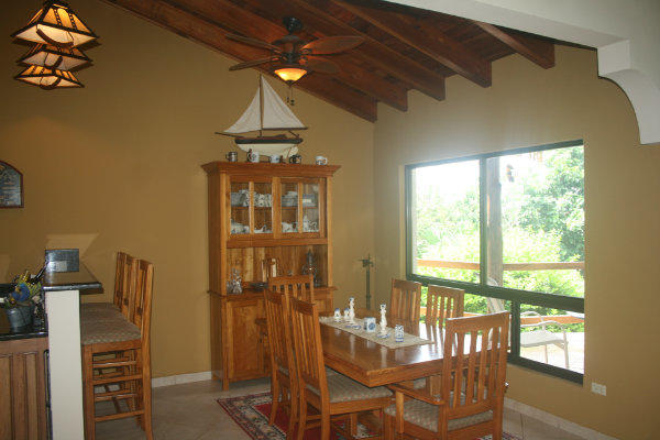 DINING AREA, 3 BEDROOM HOME FOR SALE PANAMA