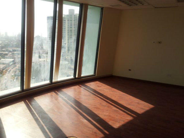  Real Estate investments in commercial office space with lease purchase options in  Plaza Edison, Panama City, Panama. 
