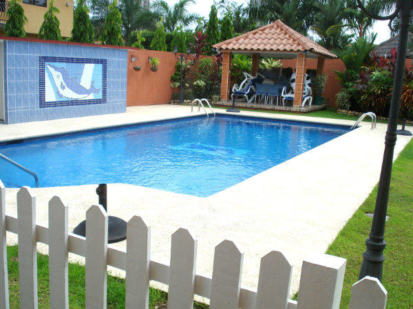 WONDERFUL SWIMMING POOL TO ENJOY WITH LARGE YARD LOCATED IN THIS PRIVATE COMMUNITY IN COSTA DEL ESTE.