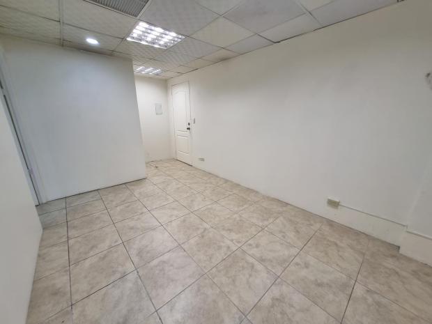 PUNTA PAITILLA CENTRO COMERCIAL PLAZA PAITILLA OFFICE 33B 24 MT2