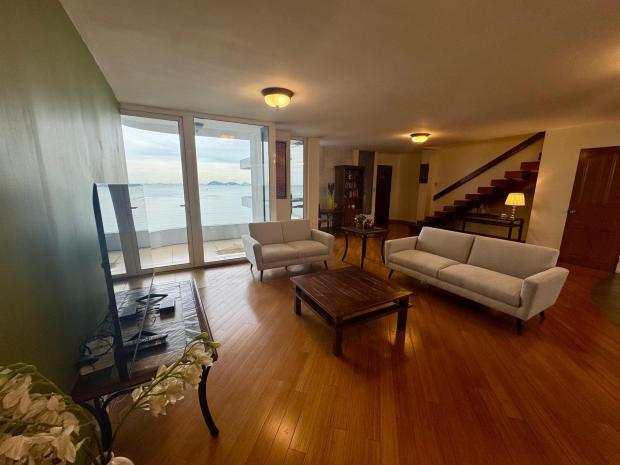 AVENIDA BALBOA OCEANFRONT, PANAMA CITY 2 BDRM PENTHOUSE LA GAVIOTA