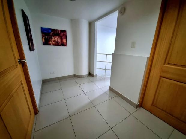 PANAMA CENTRO COMERCIAL PLAZA PAITILLA OFICINA 32F 22.7 MT2