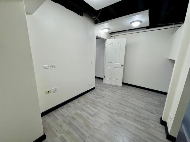 OFICINA 31 ESPACIO COMERCIAL EN UNA EXCELENTE UBICACIÓN EN PUNTA PAITILLA