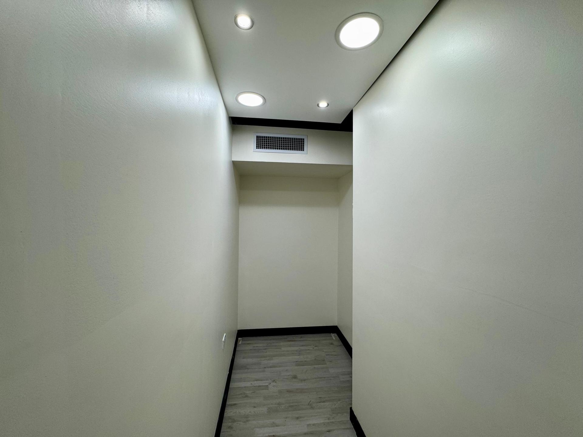 OFICINA 31 ESPACIO COMERCIAL EN UNA EXCELENTE UBICACIÓN EN PUNTA PAITILLA