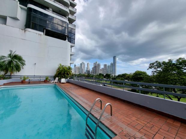 PANAMA CITY AVENIDA BALBOA LA GAVIOTA 1 BDRM CINTA COSTERA