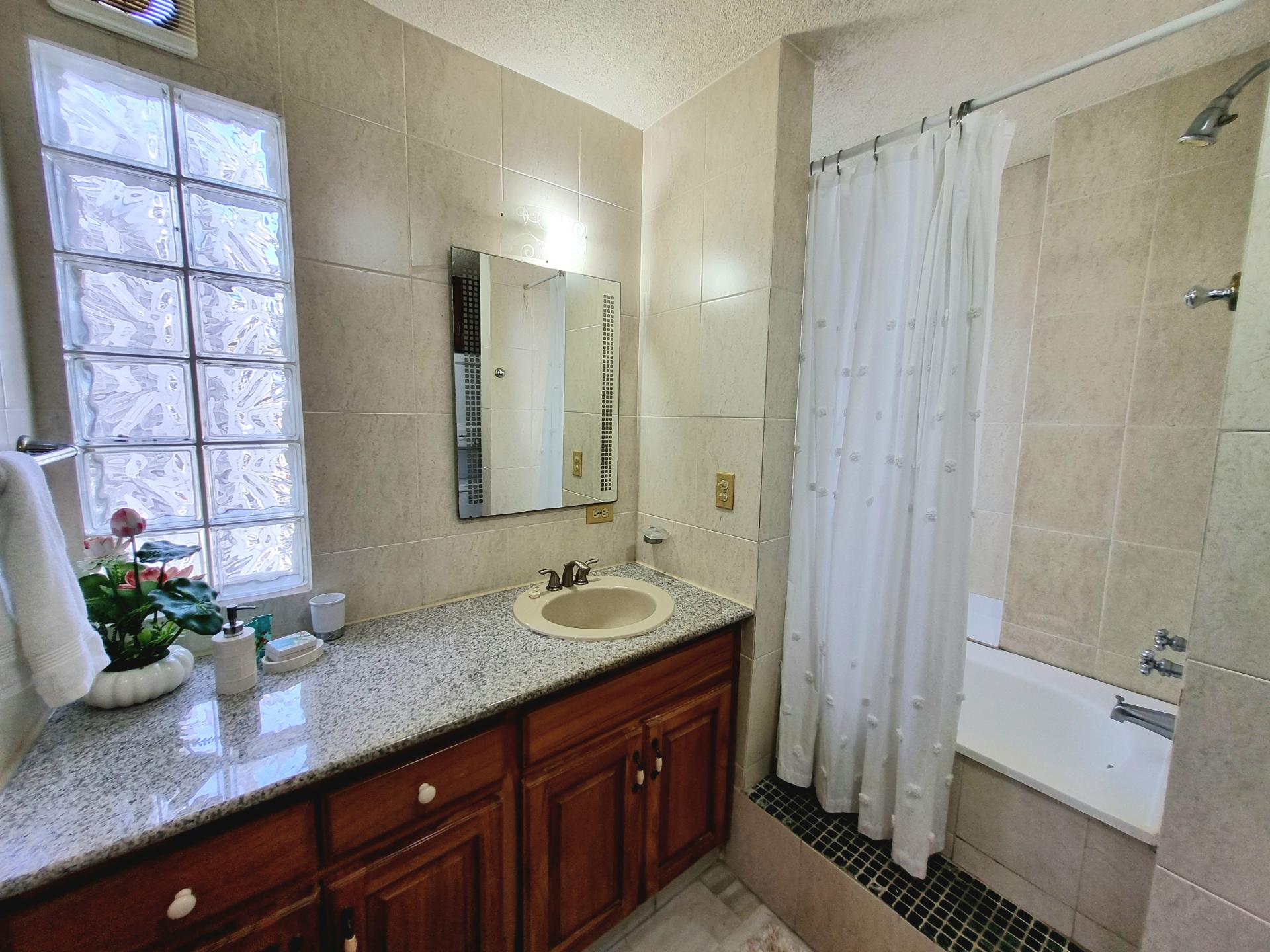 Furnished 1 Bedroom Apartment at La Gaviota Avenida Balboa