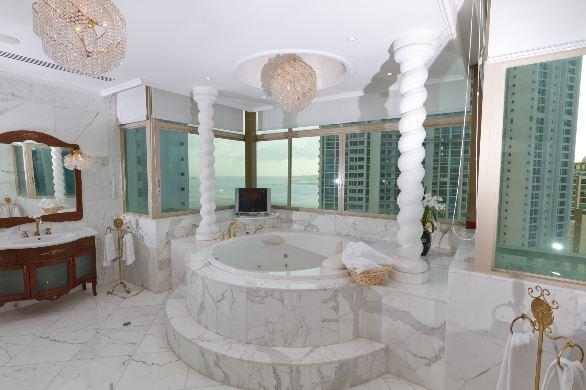 PANAMA, PUNTA PACIFICA, HERMOSO PENTHOUSE EN VENTA
