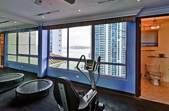 PANAMA, PUNTA PACIFICA, HERMOSO PENTHOUSE EN VENTA