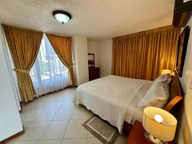 PANAMA CITY AVENIDA BALBOA LA GAVIOTA 1 BDRM WATERFRONT