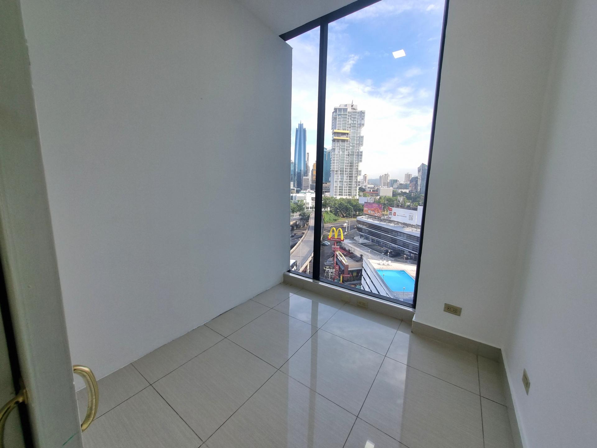 Ave BALBOA, PUNTA PAITILLA, RBS TOWER, OFICINA CON VISTAS A LA CIUDAD