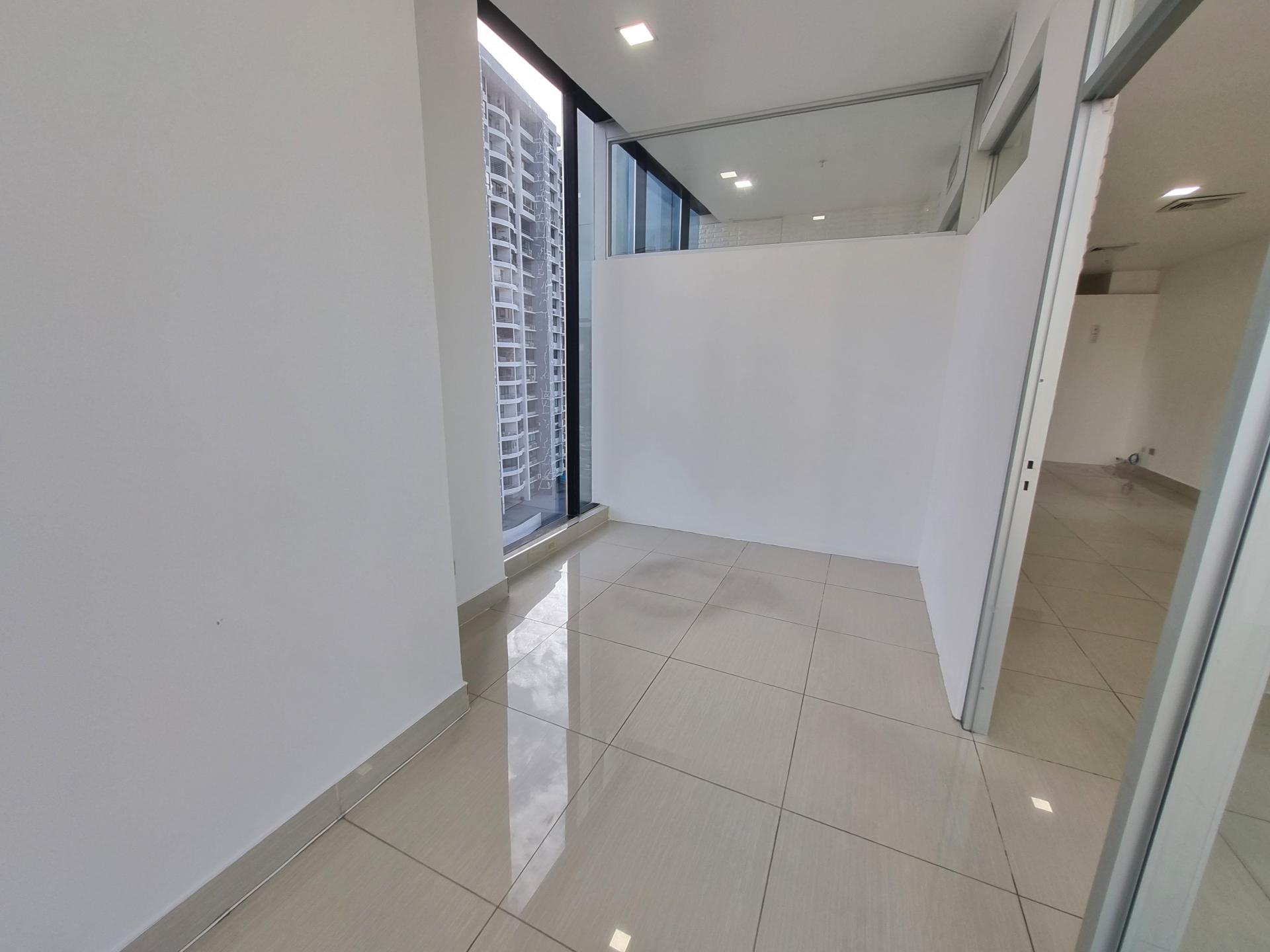 Ave BALBOA, PUNTA PAITILLA, RBS TOWER, OFICINA CON VISTAS A LA CIUDAD