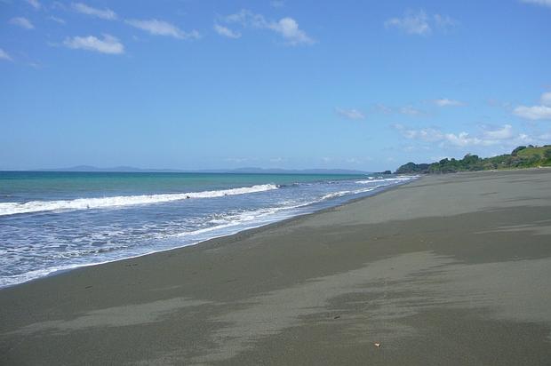 VERAGUAS, OCEAN VIEW PROPERTY OVERLOOKING MORRILLO BEACH.