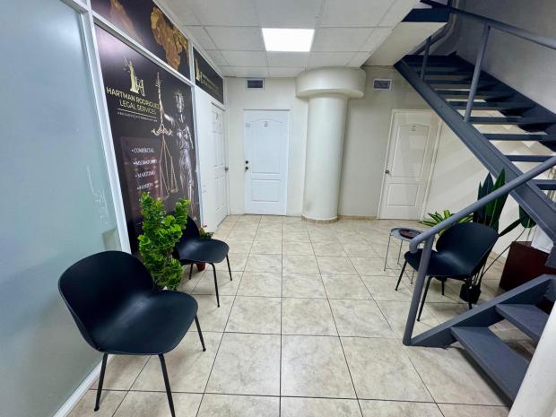 PUNTA PAITILLA CENTRO COMERCIAL PLAZA PAITILLA OFFICE 33E 11.56 MT2