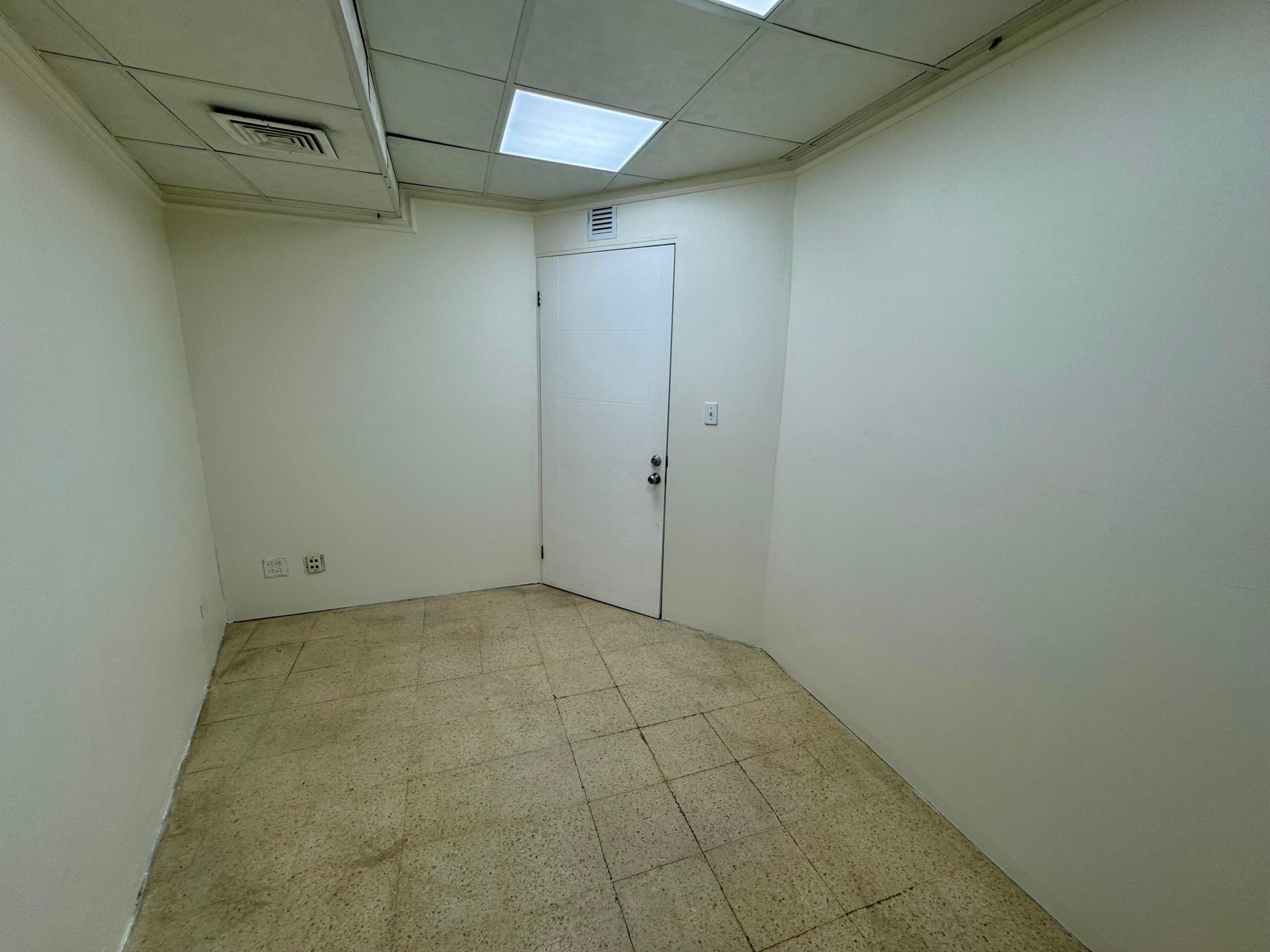 PUNTA PAITILLA CENTRO COMERCIAL PLAZA PAITILLA OFFICE 47E 9.2 MT2