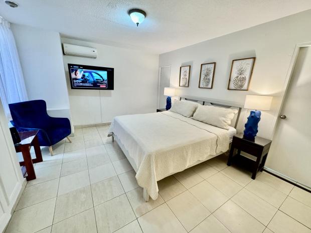 1 Bedroom Apartment for Rent at Posada del Rey Paitilla