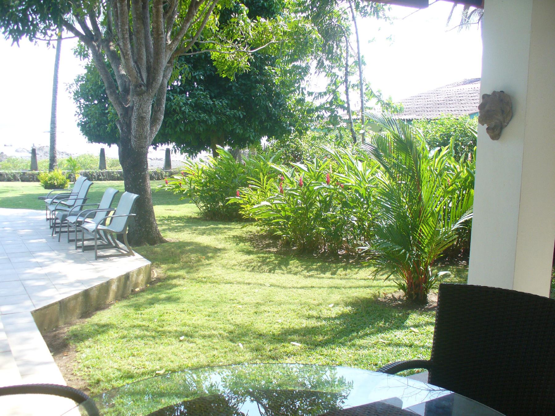 PANAMA OESTE VERACRUZ OCEANFRONT HOUSE IN MAJAGUAL