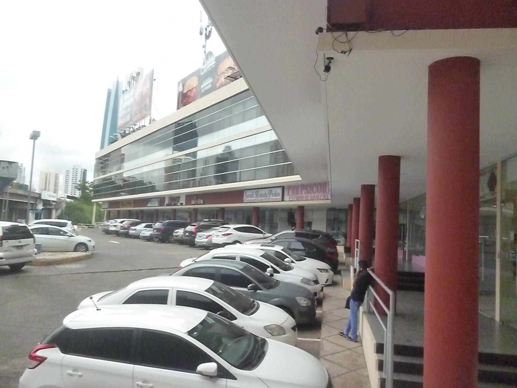 PANAMA PAITILLA OFFICE SPACE IN CENTRO COMERCIAL BALBOA