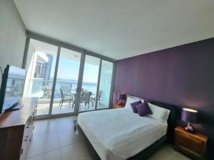 EXCLUSIVE%20HOTEL%20%2C%20DELUXE%20ROOM%20%20WITH%20OCEAN%20VIEW%20AND%20BALCONY%2C%20%20AVENIDA%20BALBOA%2C%20PANAMA