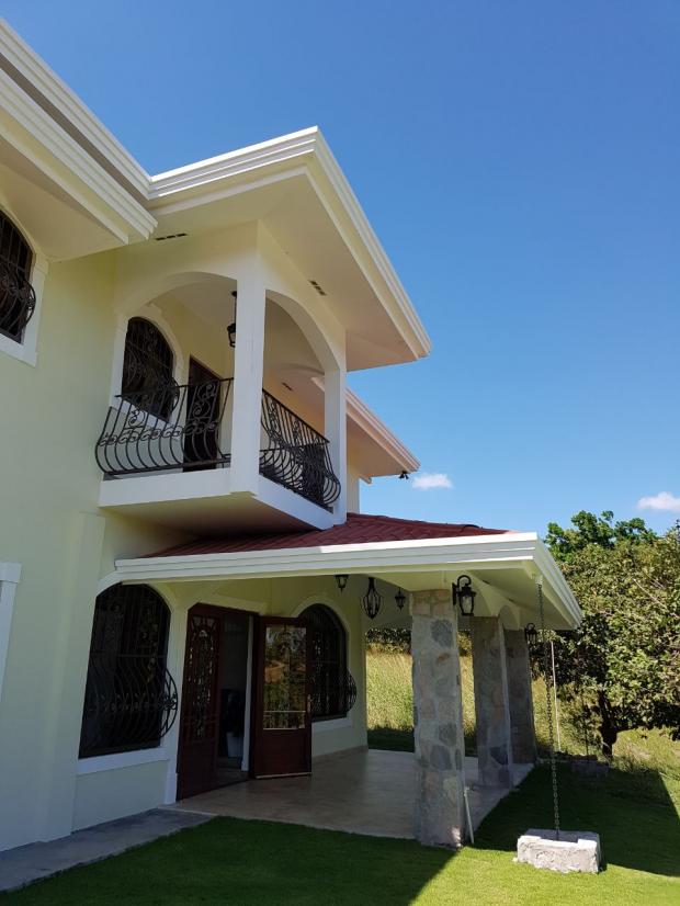 PANAMA OESTE SAN CARLOS CASA DE DOS PISOS CON VISTA AL MAR EN VAL