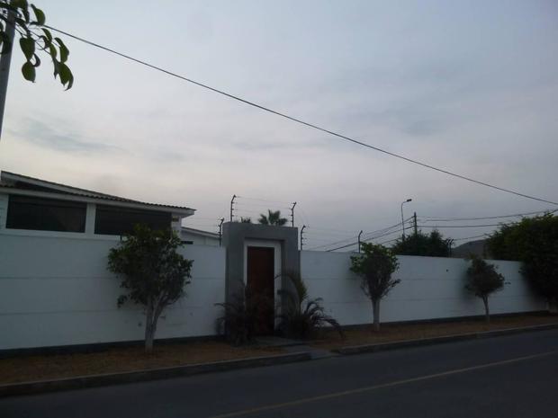 LIMA, LA MOLINA 2 STOREY HOUSE WITH POOL