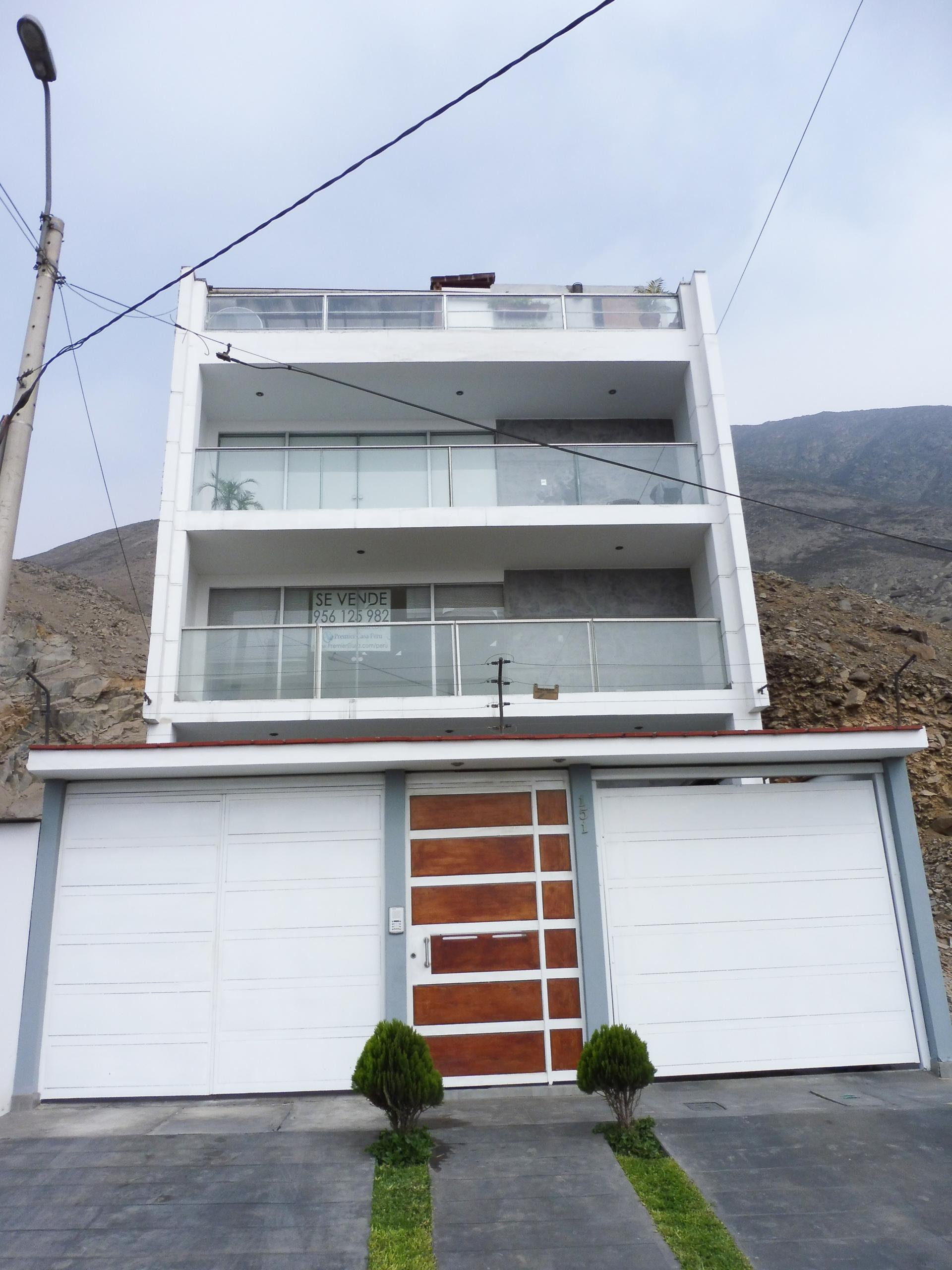 Condos and Apartments For Sale in Peru