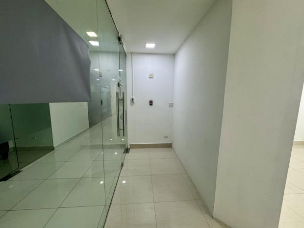 PAITILLA RBS TOWER BUSINESS SPACE FOR RENT 1002A 56m2